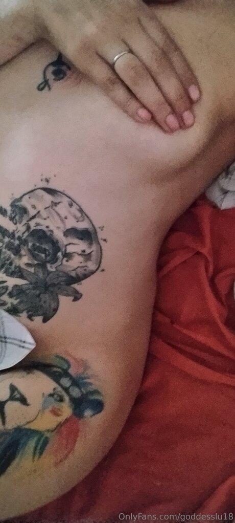 Goddesslu18 OnlyFans Nacktfotos
