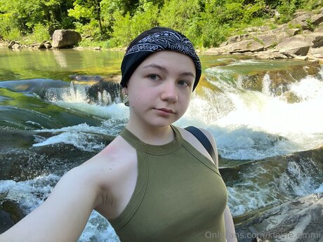 Kleine Emmi Nacktbilder von OnlyFans