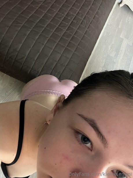 Kleine Emmi OnlyFans Leak