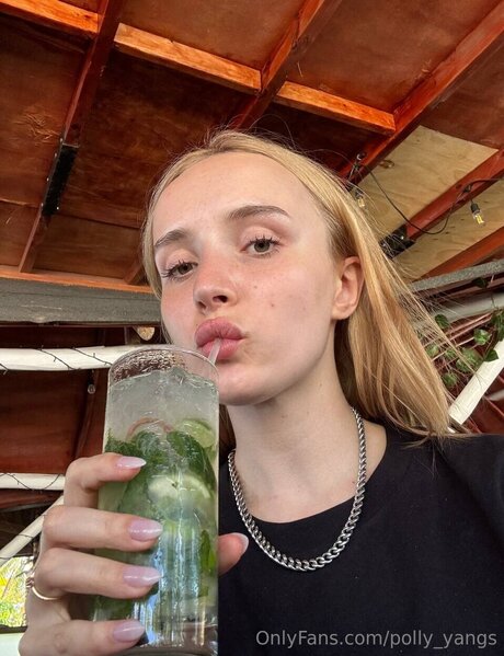 Polly Yangs OnlyFans Mega