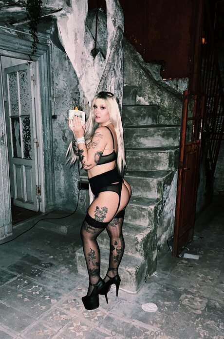 Domira Noire OnlyFans-Leaks