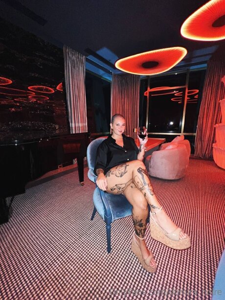 Domira Noire OnlyFans geleakt.