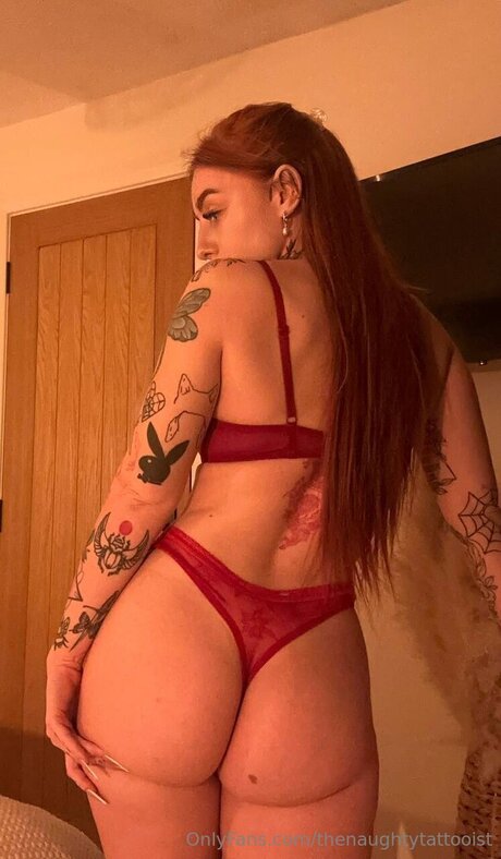 Thenaughtytattooist OnlyFans Striptease