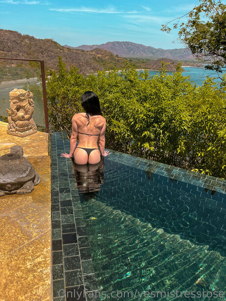 Roserenoir Nacktbilder von OnlyFans