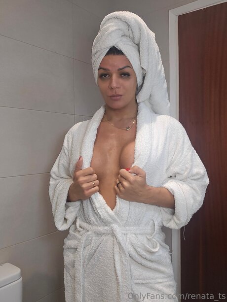 Renata Ts OnlyFans Bilder nackt