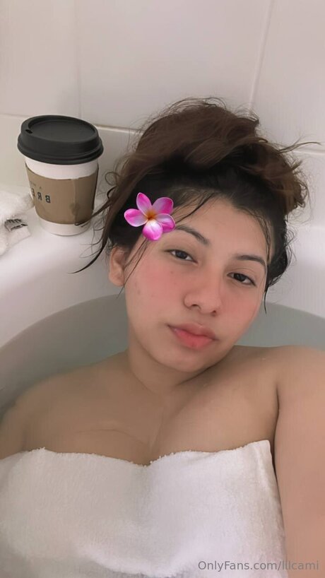 Lilcami OnlyFans geleakte Bilder