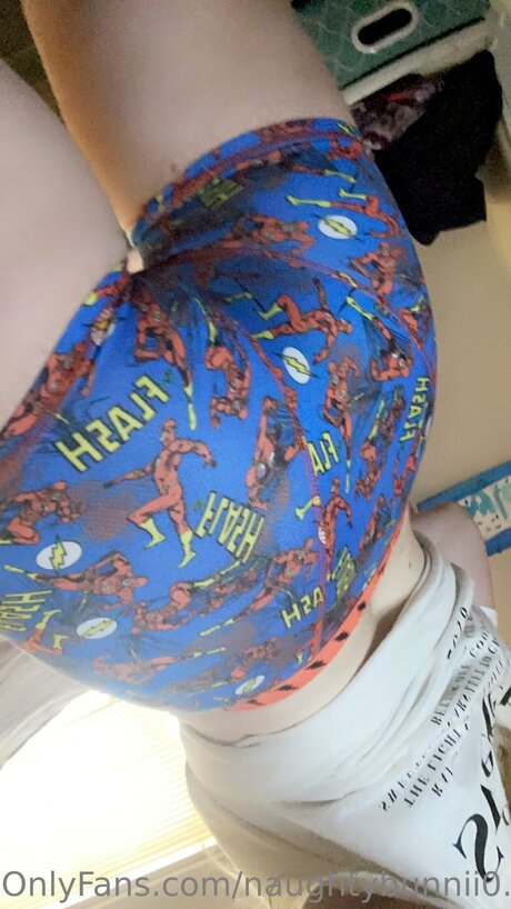 Naughtybunnii0 0 Nackt auf OnlyFans