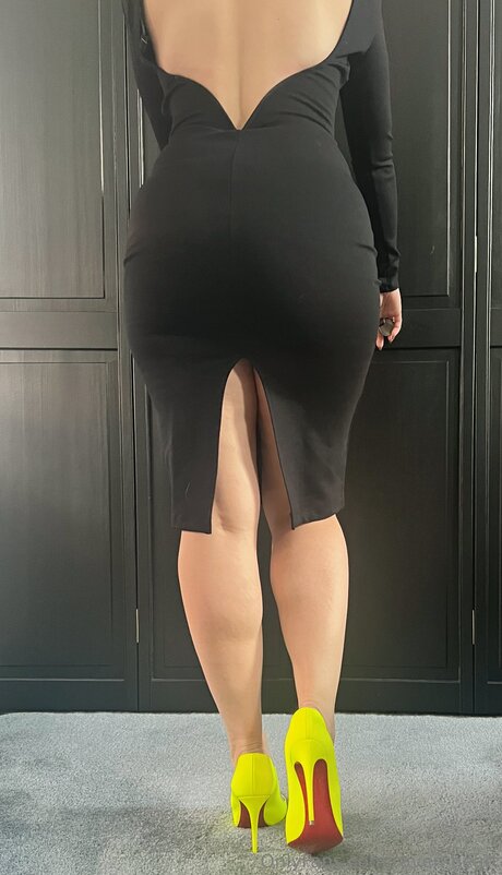 Raven Heart Nacktbilder auf OnlyFans