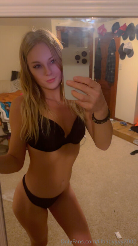 Lilbabyyyy2000 Nacktbilder auf OnlyFans