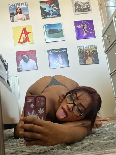 Isabellaarianna OnlyFans Nacktfotos