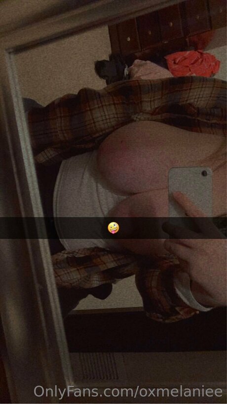 Oxmelaniee Nacktpornos von OnlyFans geleakt