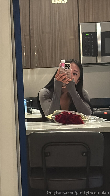 Prettyfacemulan XXX OnlyFans