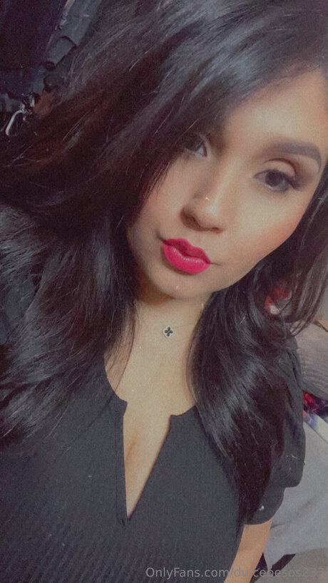 Dulcebesos233 OnlyFans Bilder