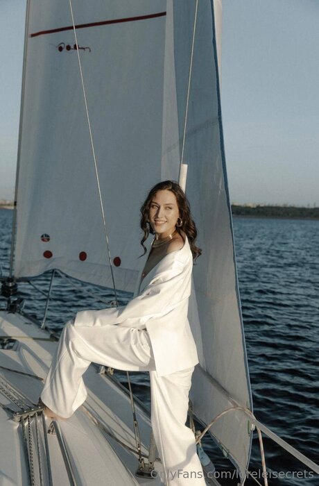 Loreleisecrets OnlyFans gratis