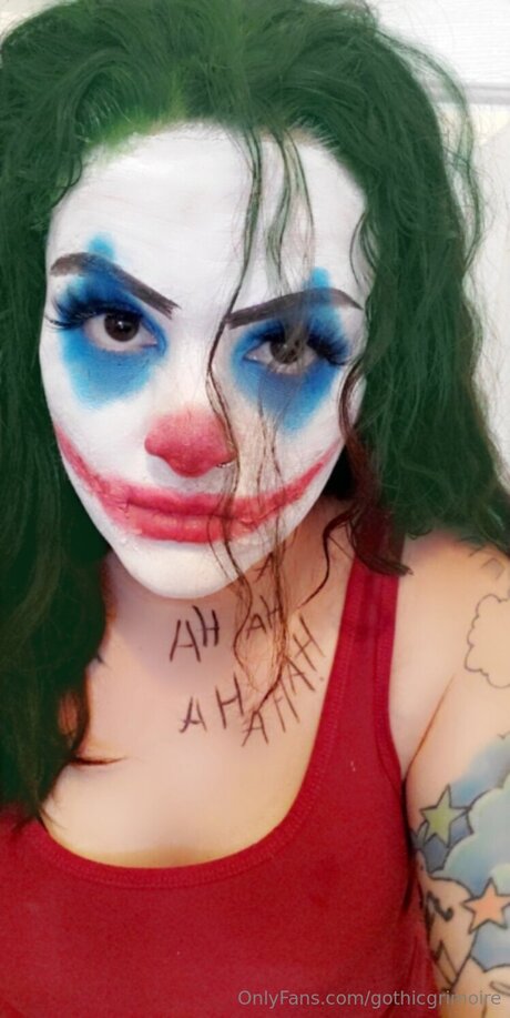 Gothicgrimoire OnlyFans Bilder