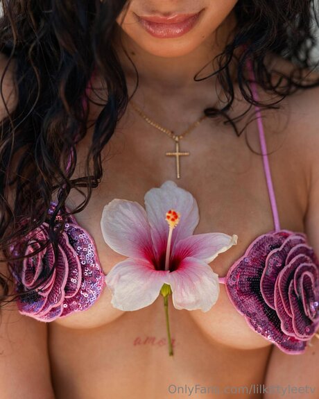 Lilkittyleetv Strip OnlyFans