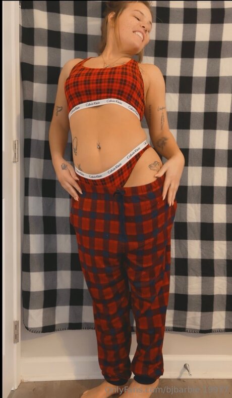 Bjbarbie 19977 Nacktpornos von OnlyFans geleakt