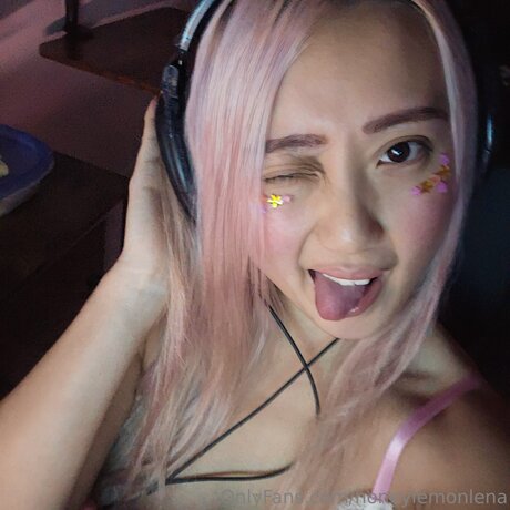 Honeylemonlena Oben ohne OnlyFans