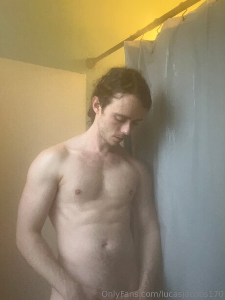 Lucasjacobs170 OnlyFans nackte Brüste