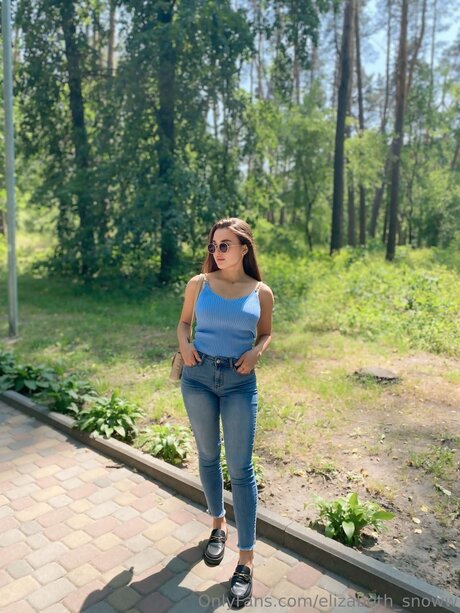 Elizabeth Dreamm Nacktpornos auf OnlyFans