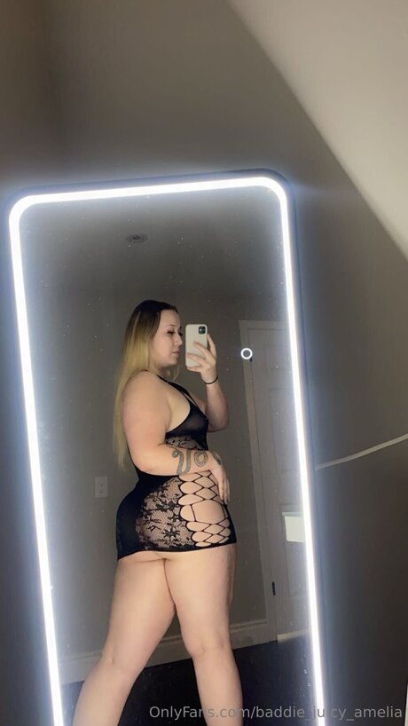 Baddie Juicy Amelia Leaked OnlyFans Content