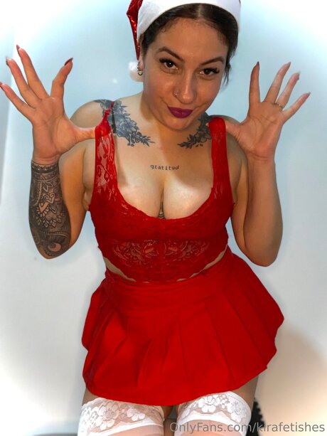 Kirafetishes OnlyFans-Leak