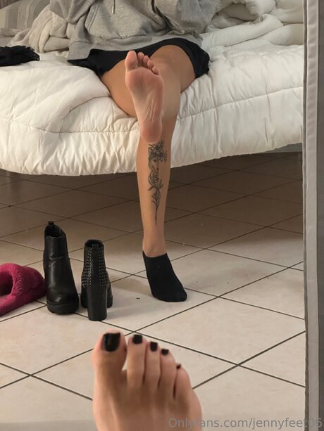 Jennyfeet06 OnlyFans Brüste Bild