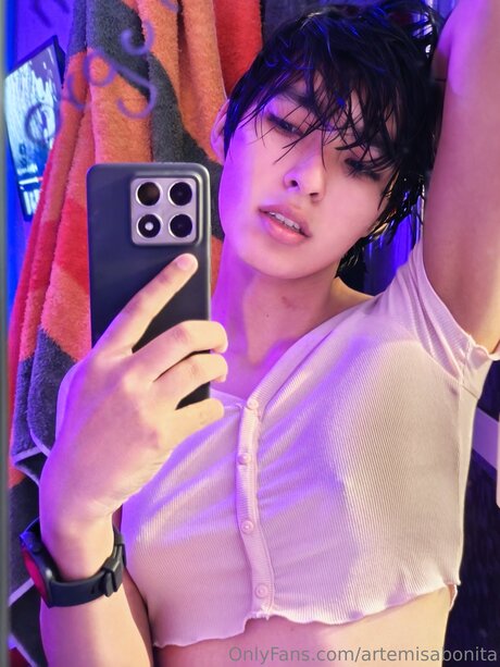 Artemisabonita Nacktpornos auf OnlyFans