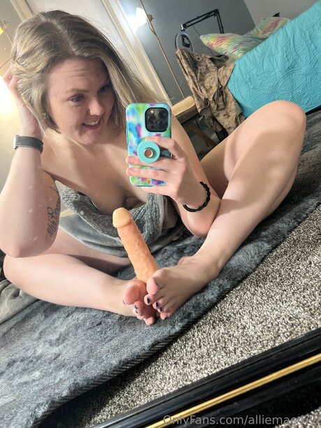 Alliemae420 OnlyFans Pornografie