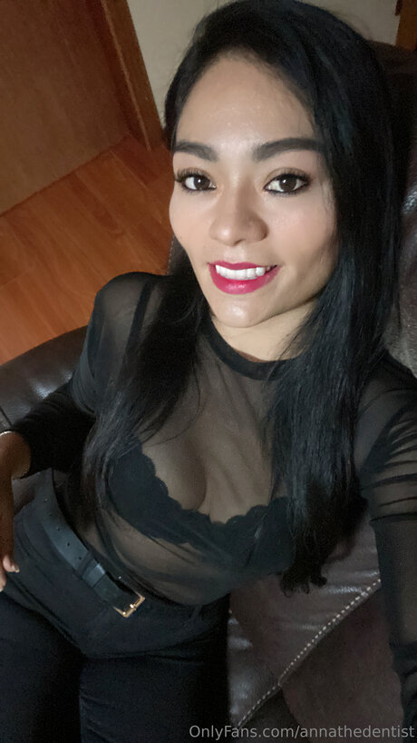 Annathedentist Nacktbilder von OnlyFans