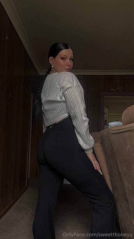 Sweetthoneyy OnlyFans Leak