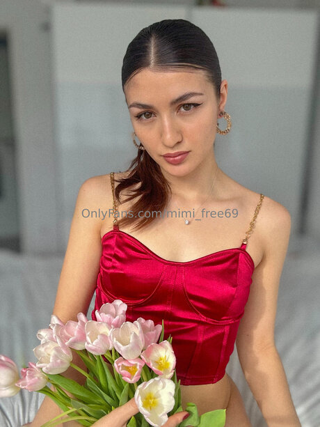 Mimi Free69 OnlyFans Bilder