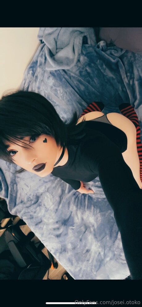 Josei Otoko OnlyFans-Bilder