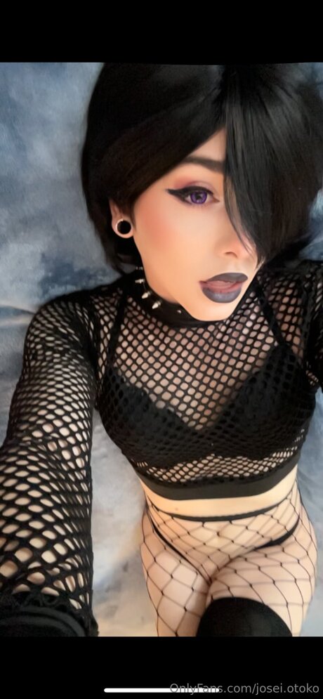 Josei Otoko OnlyFans schlank