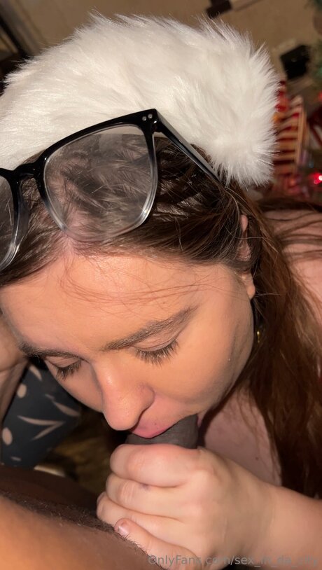 Sex In Da City OnlyFans Model Bilder