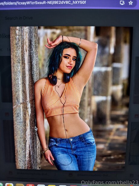 Rbella23 OnlyFans-Model