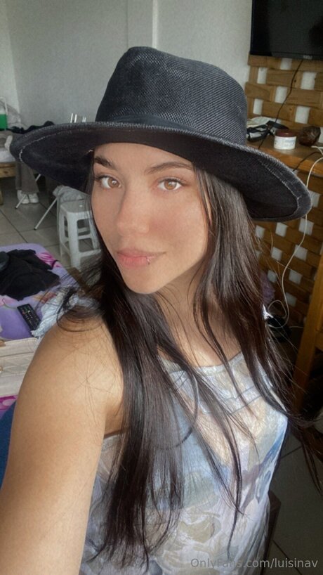 Luisinav OnlyFans Striptease