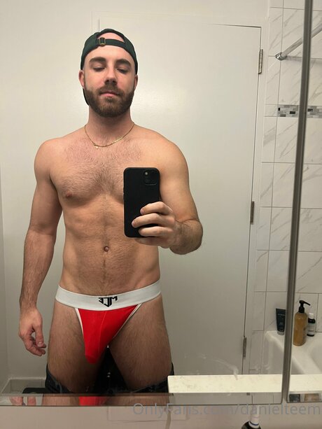 Danielteem Nacktpornos auf OnlyFans