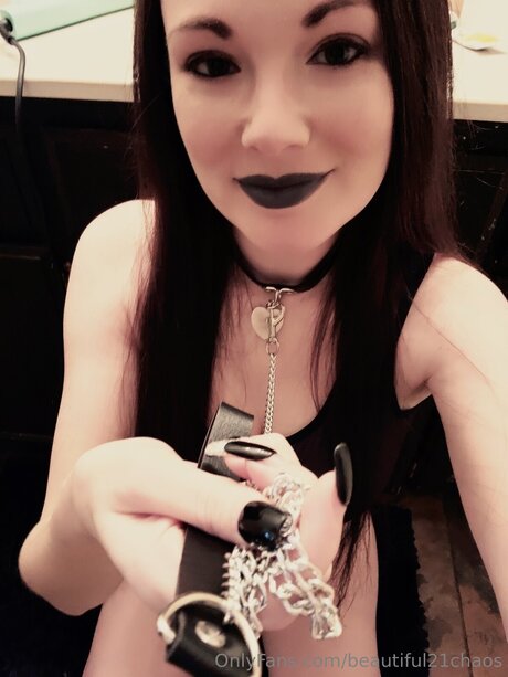 Beautiful21chaos Leaks von Nacktbildern auf OnlyFans