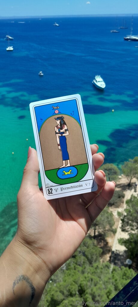 Anto Mey Nackt auf OnlyFans Leak