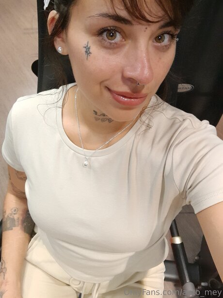 Anto Mey Heiße OnlyFans Inhalte