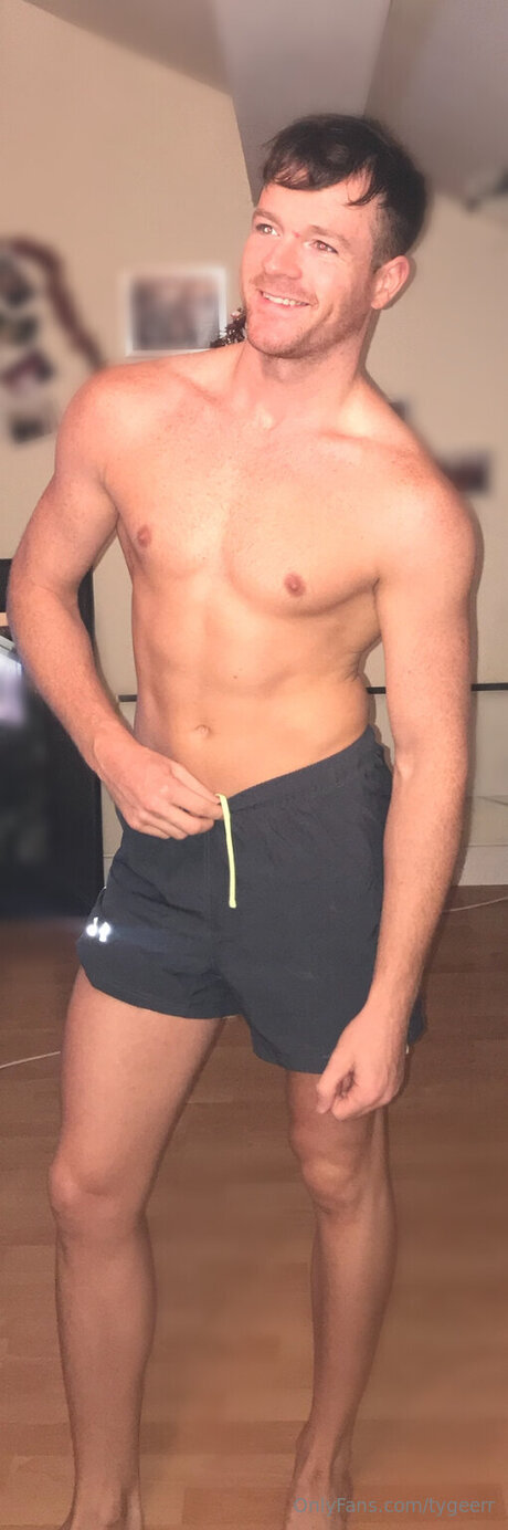 Tygeerr OnlyFans Strip