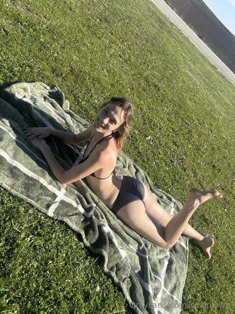 Sexiniowa OnlyFans Brüste Bild