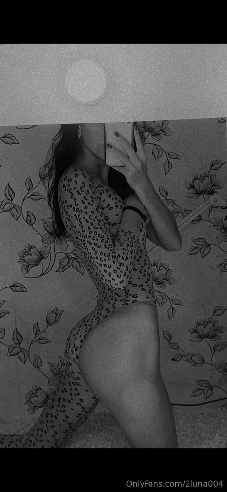 2luna004 OnlyFans geleakte Brüste