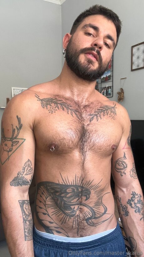 Master Ikarus OnlyFans Striptease