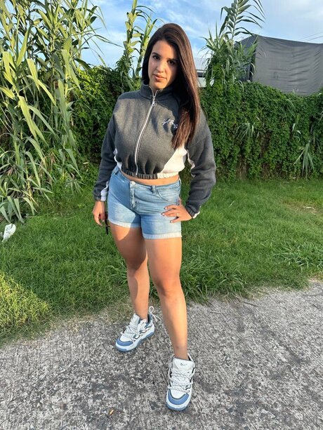 jungfrau-onlyfans sexy XXX Galerie