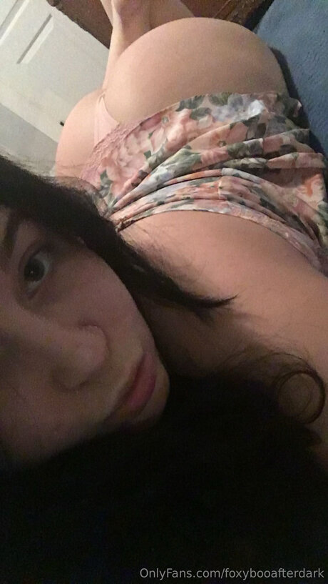 Foxybooafterdark Nackt auf OnlyFans Leak