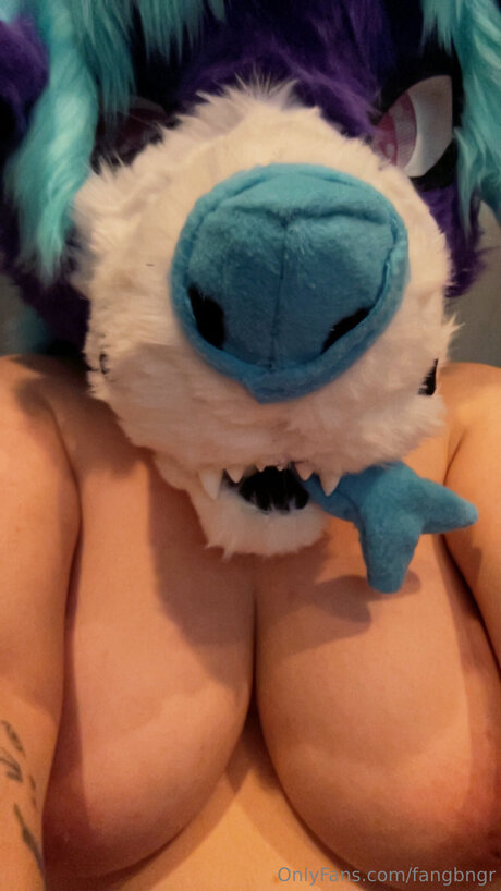 Fangbngr OnlyFans-Model