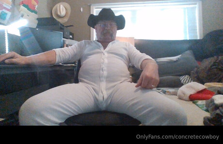 Concretecowboy Auf OnlyFans