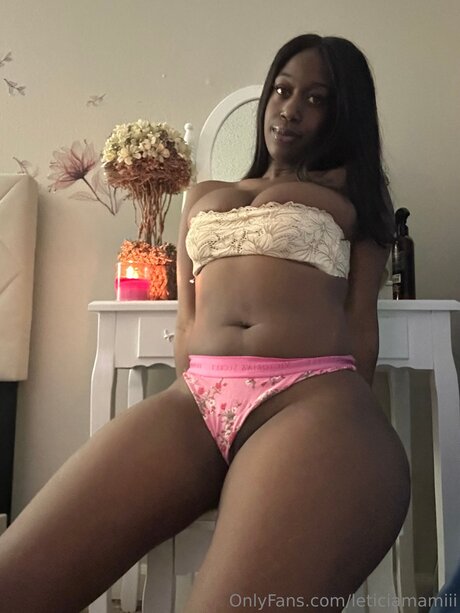 Leticiamamiii Nacktbilder von OnlyFans geleakt